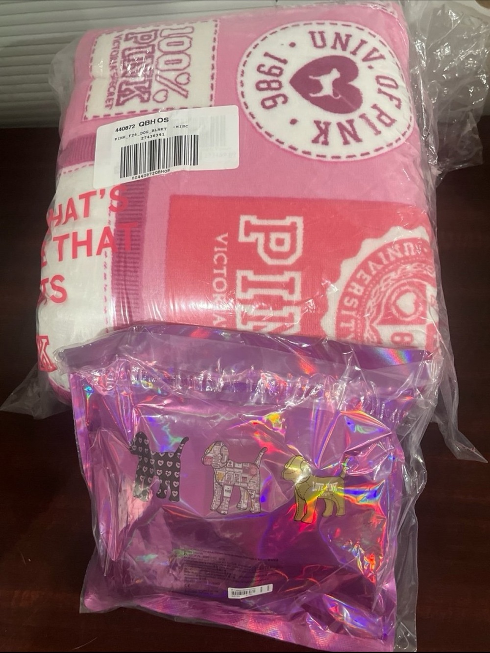 New VS PINK Logo Fleece Sherpa Cozy Blanket & Mystery Dog Bundle 50”x60”